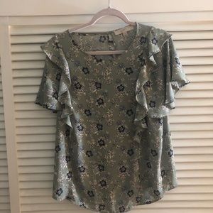 Spring floral LOFT top